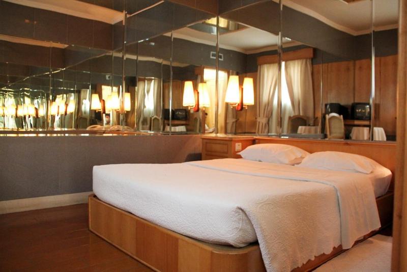 Portucalense Bed & Breakfast Porto Oda fotoğraf
